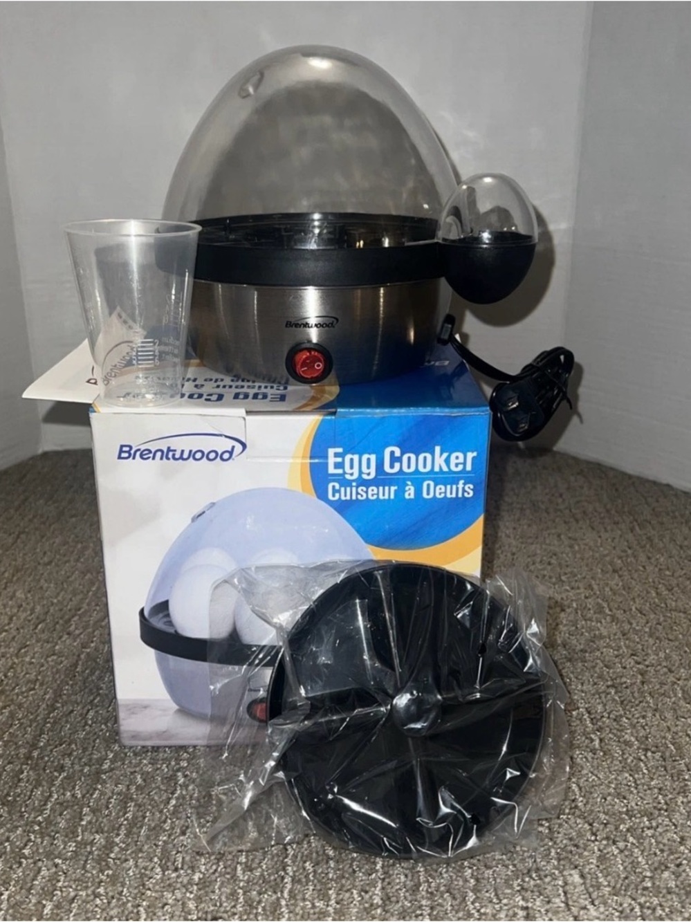 Brentwood Stainless Steel Electric 7- Egg Cooker (Model TS-1040S)